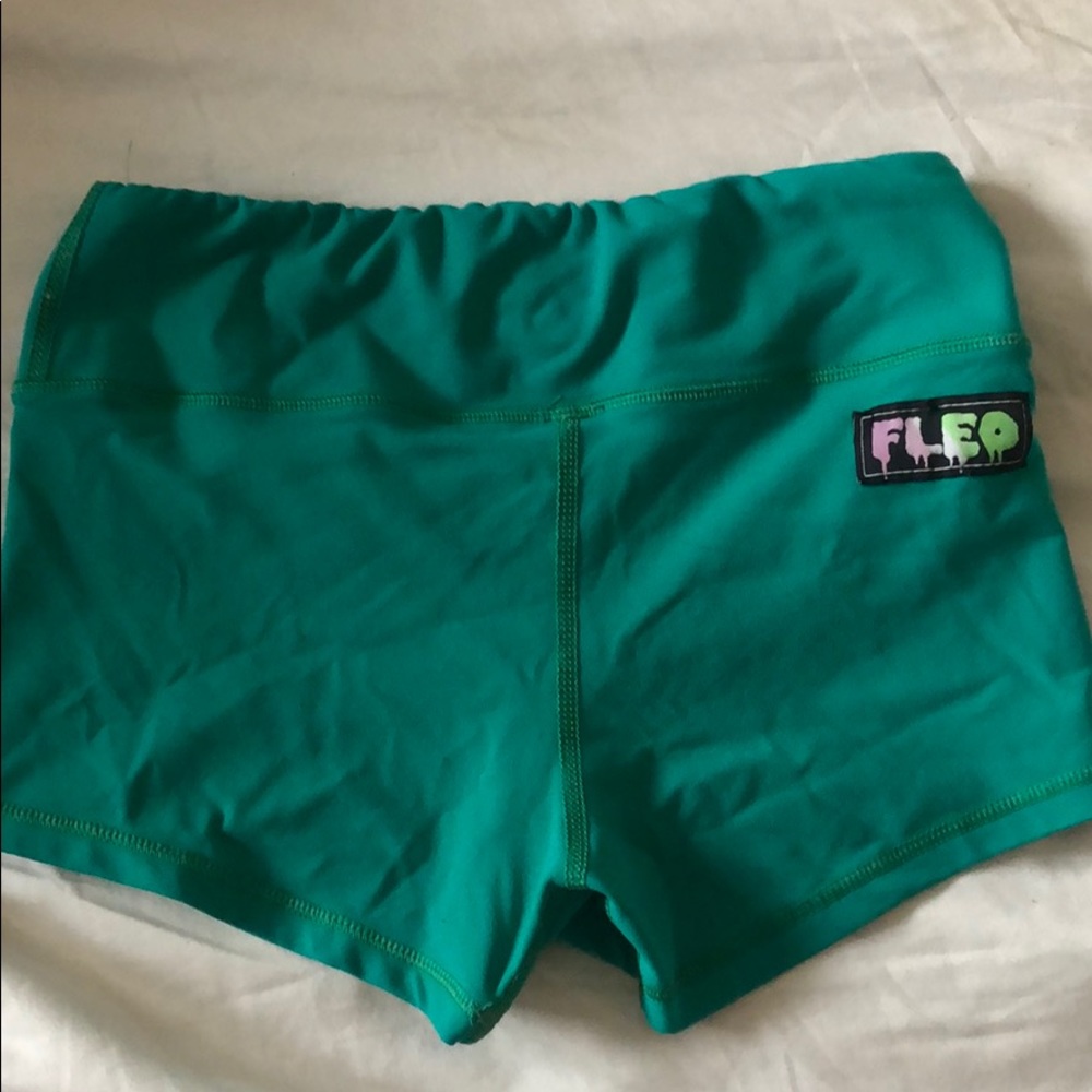 Green S Fleo Shorts